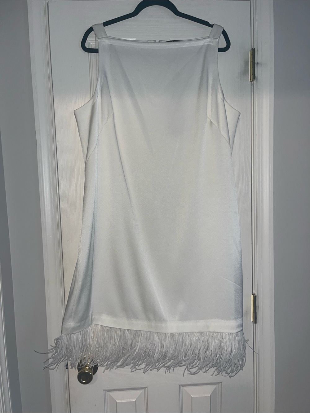 NWT Kobi Halperin White Feather Trim Shift Dress